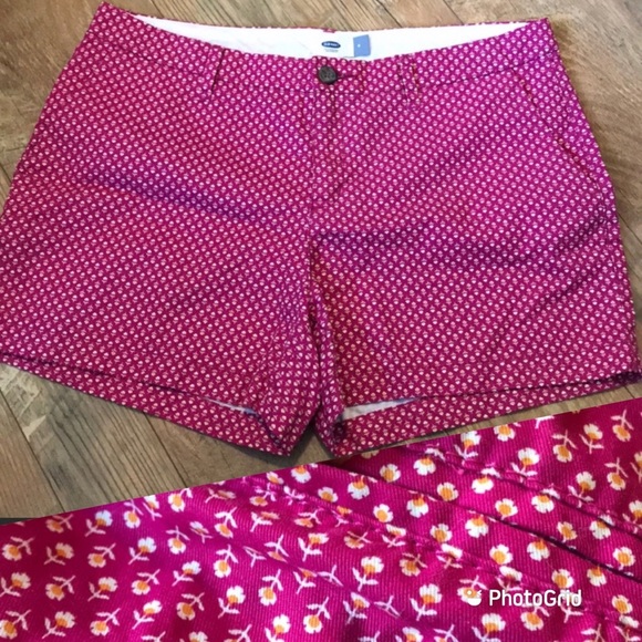 🛍️4/$20🛍️ Pink Patterned Old Navy Shorts - Picture 1 of 7